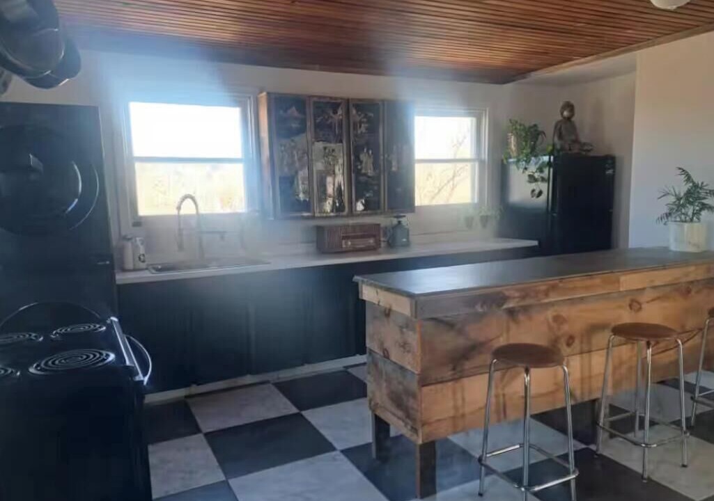 Photo of Kitchen in Actinolite