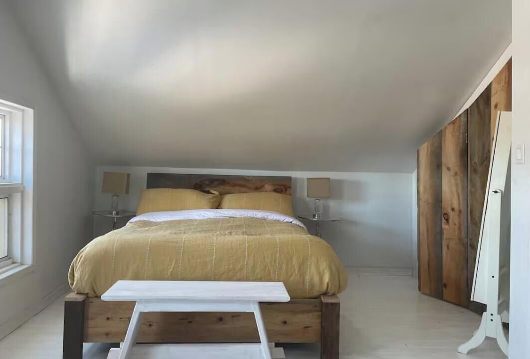 Photo of Bedroom in Actinolite