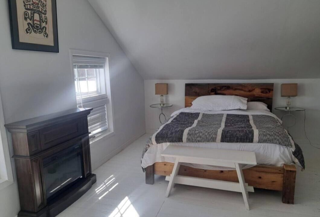 Photo of Bedroom in Actinolite