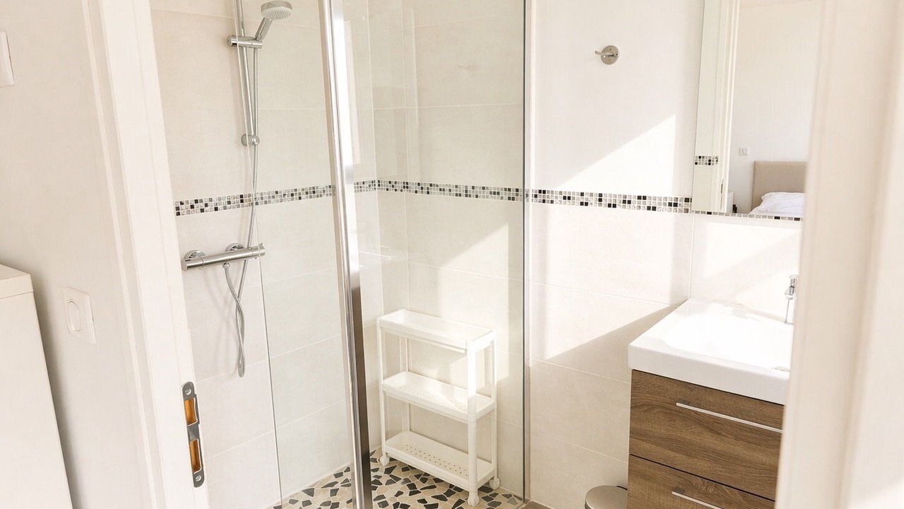 Photo of Bathroom in Loches