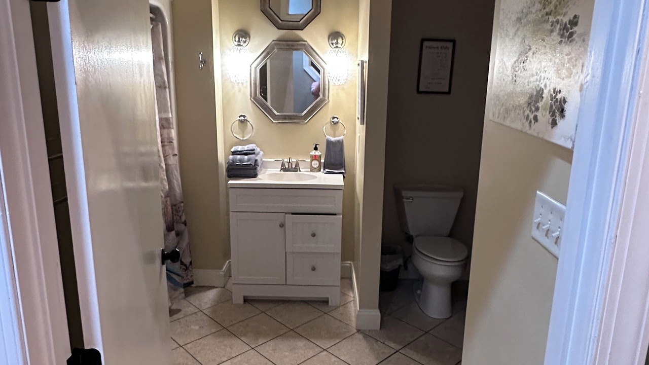 Photo of Bathroom in Appling