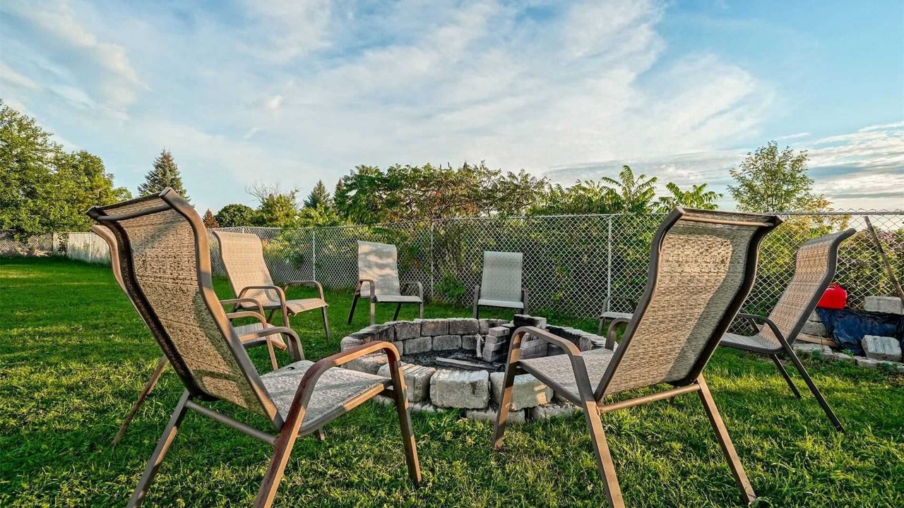 Photo of Outdoor in Alton