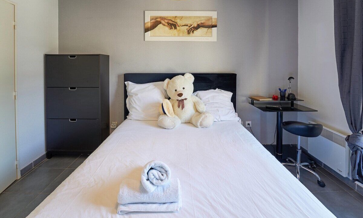 Photo of Bedroom in La Valette-du-Var