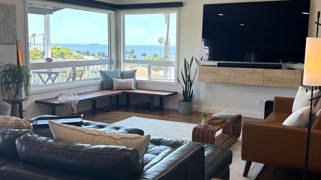 Photo of Livingroom in Coastal San Pedro
