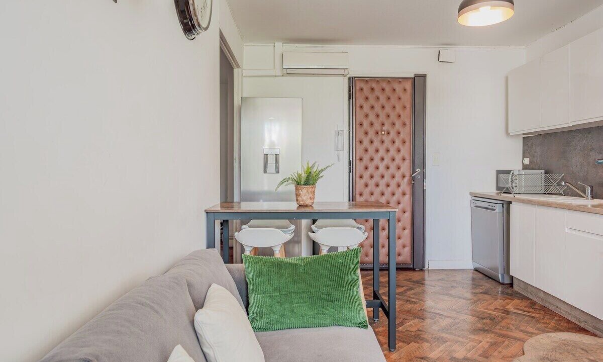 Photo of Livingroom in Le Mourillon