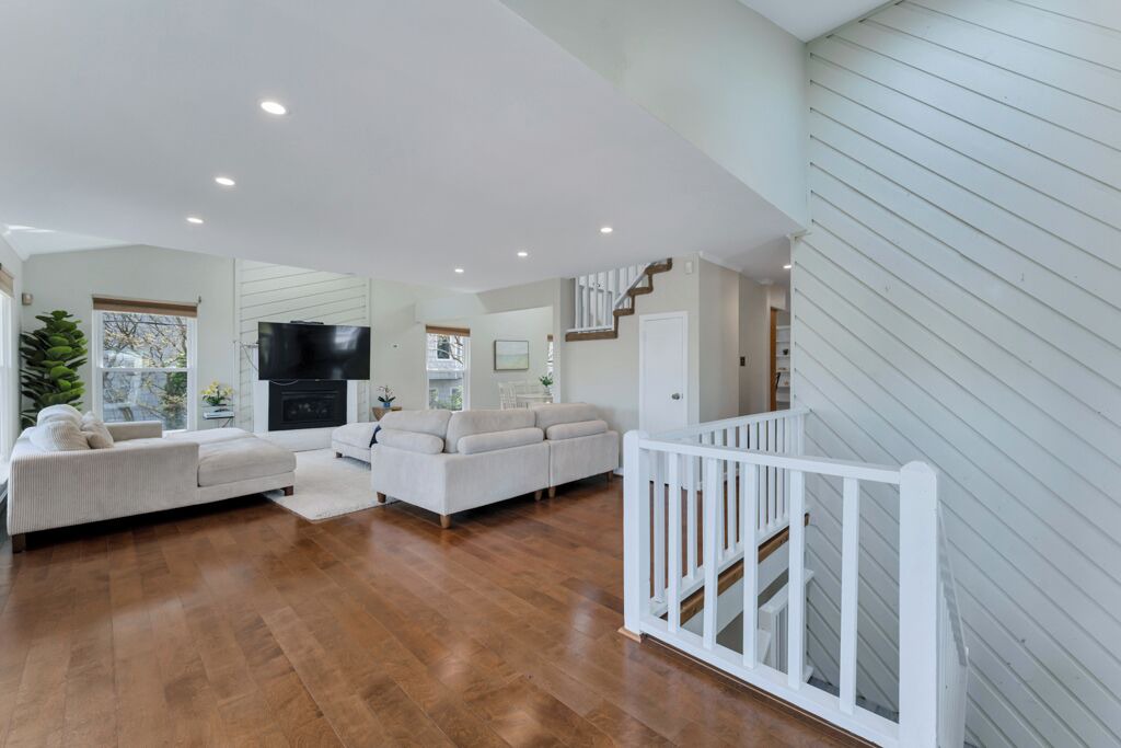 Photo of Livingroom in Croatan Beach