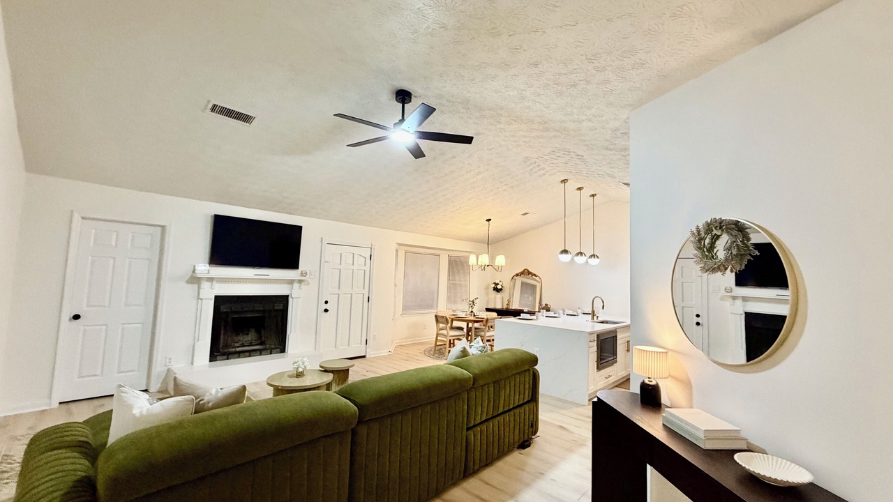 Photo of Livingroom in Norcross