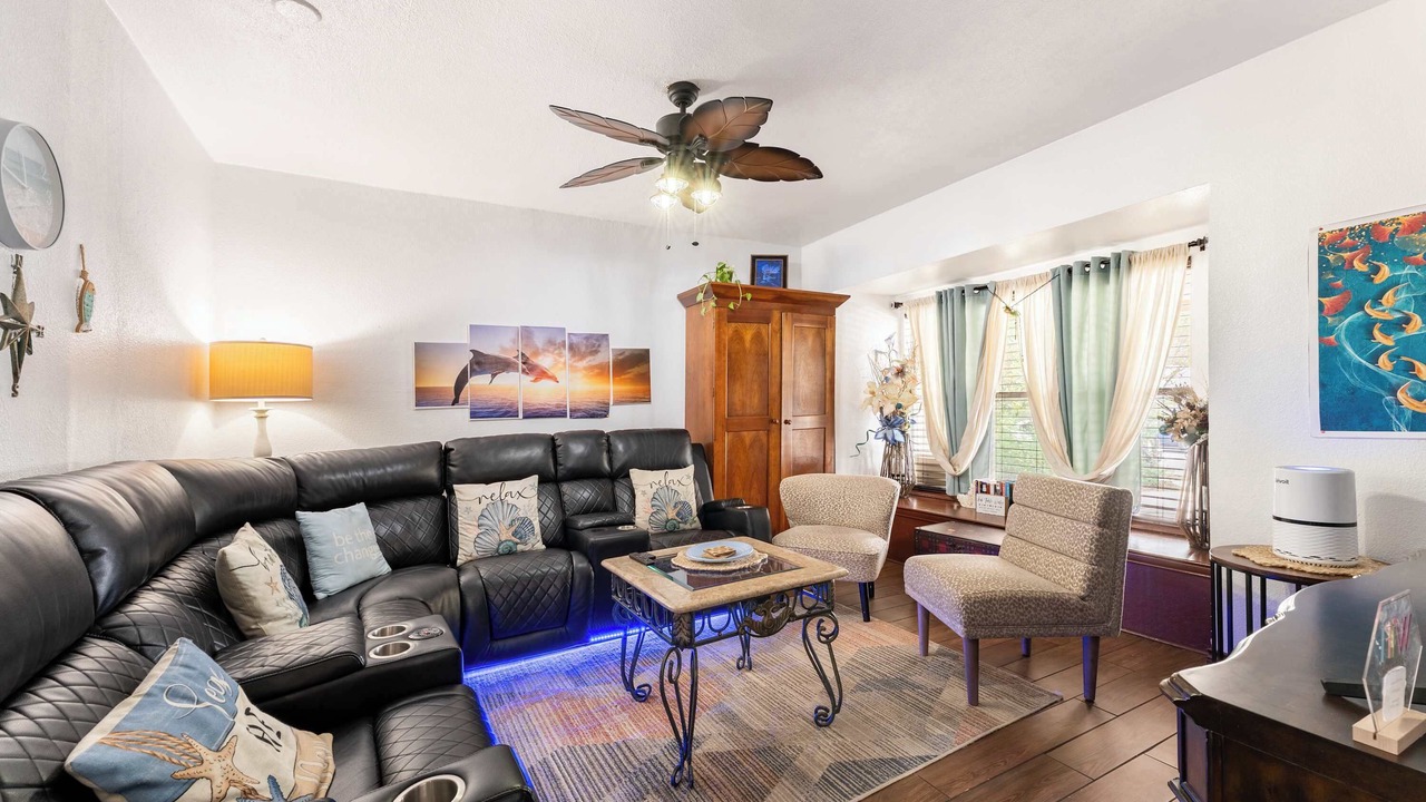 Photo of Livingroom in West San Antonio
