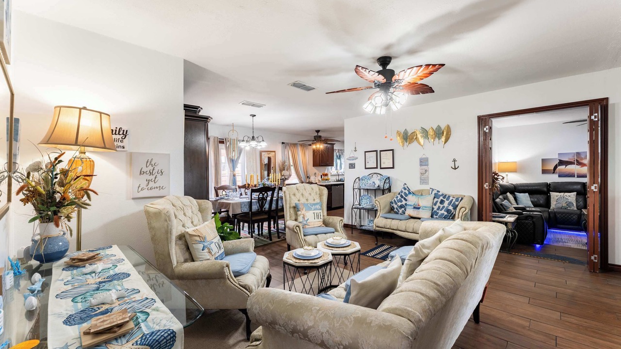 Photo of Livingroom in West San Antonio