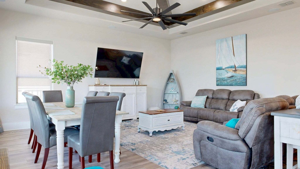 Photo of Livingroom in Leeward Sands