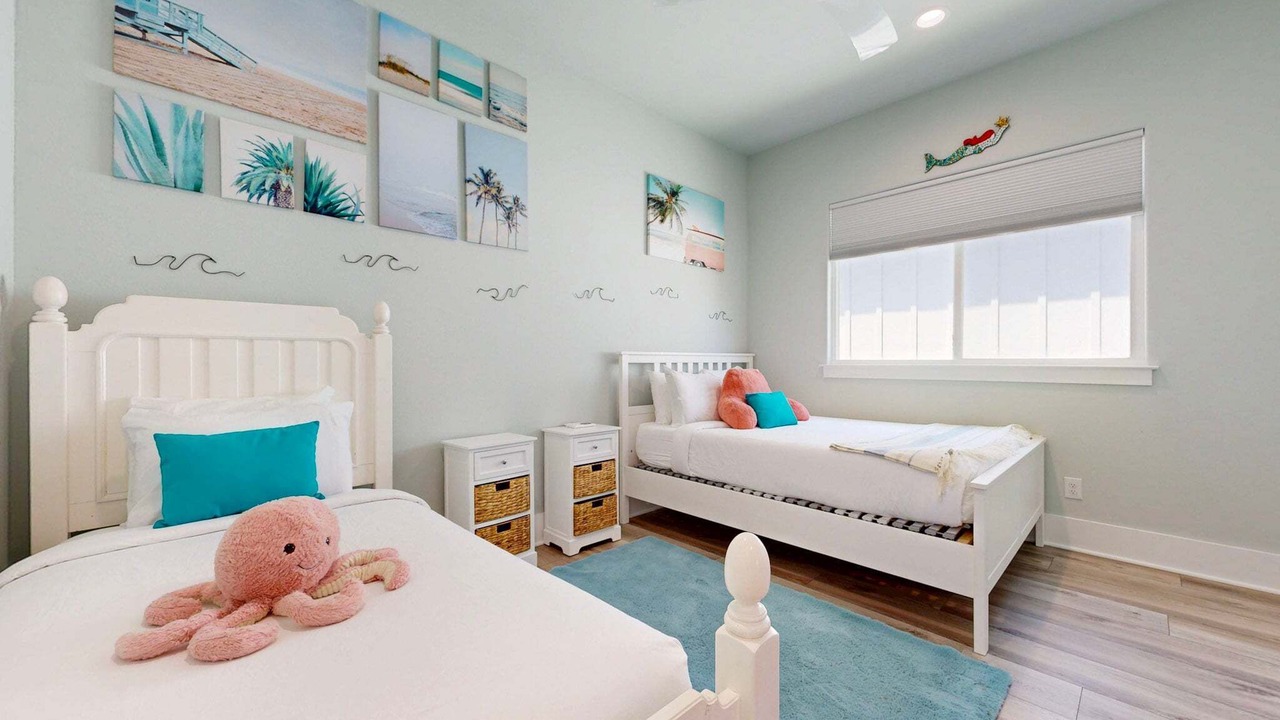 Photo of Bedroom in Leeward Sands
