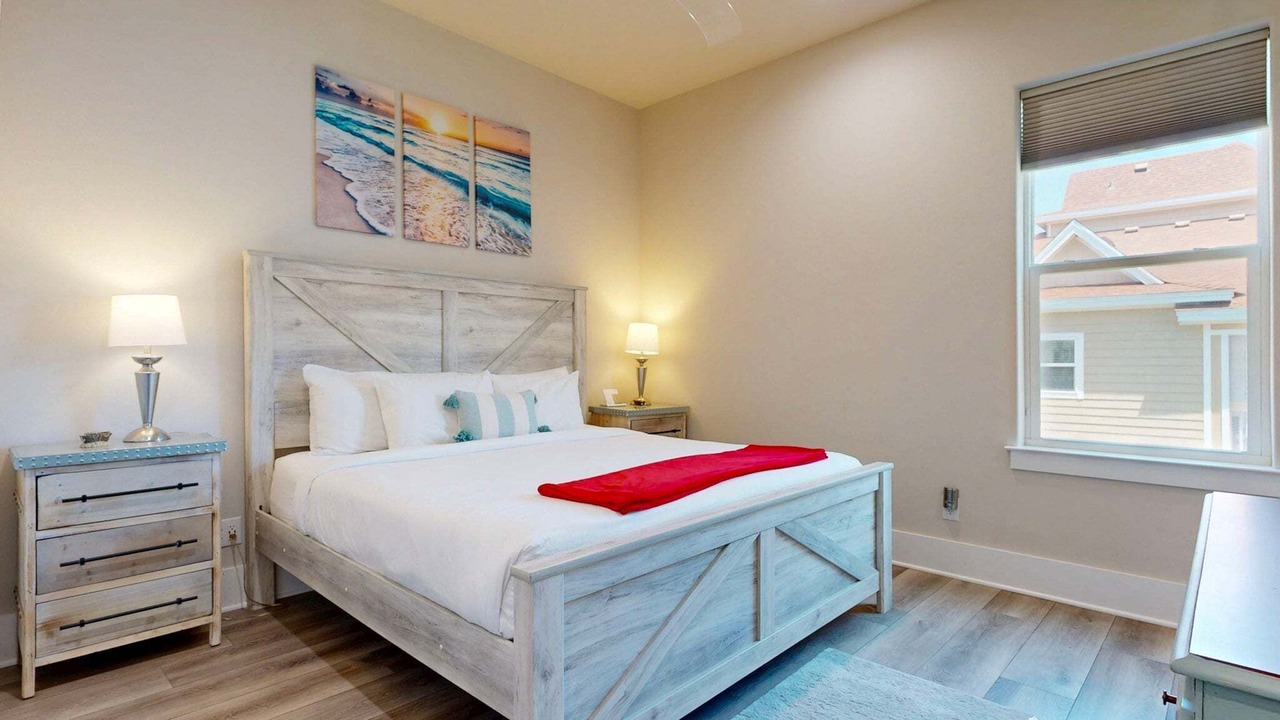 Photo of Bedroom in Leeward Sands