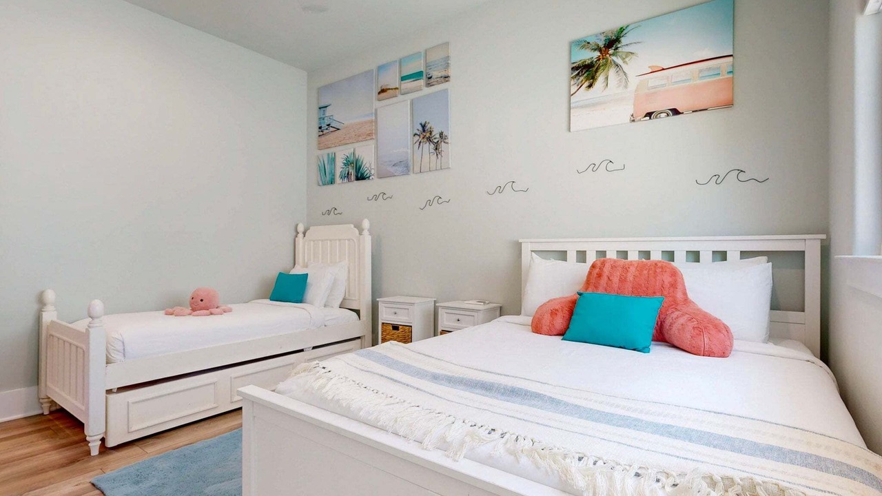 Photo of Bedroom in Leeward Sands