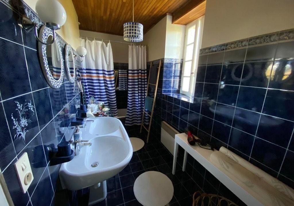 Photo of Bathroom in Valeilles