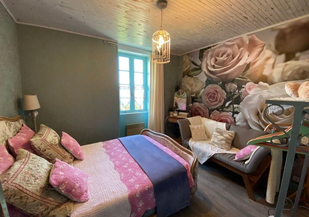 Photo of Bedroom in Valeilles