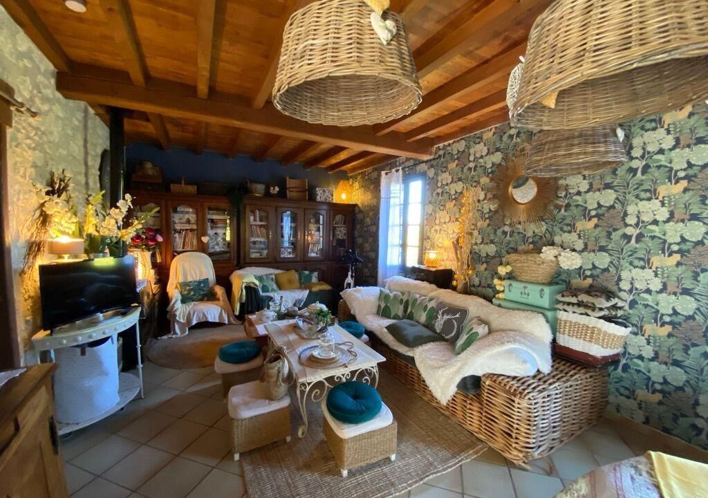 Photo of Livingroom in Valeilles