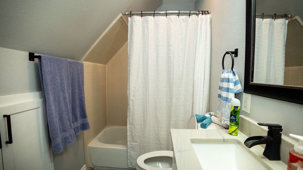 Photo of Bathroom in Iowa Colony