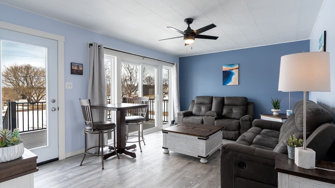 Photo of Livingroom in Beach Point