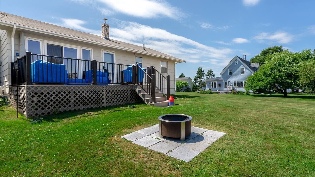 Photo of Outdoor in Beach Point