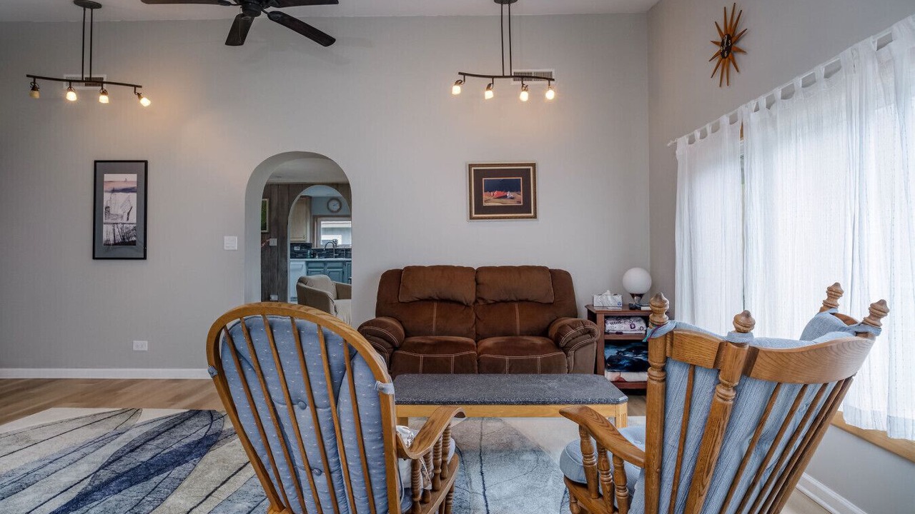 Photo of Bedroom in Channel Lake