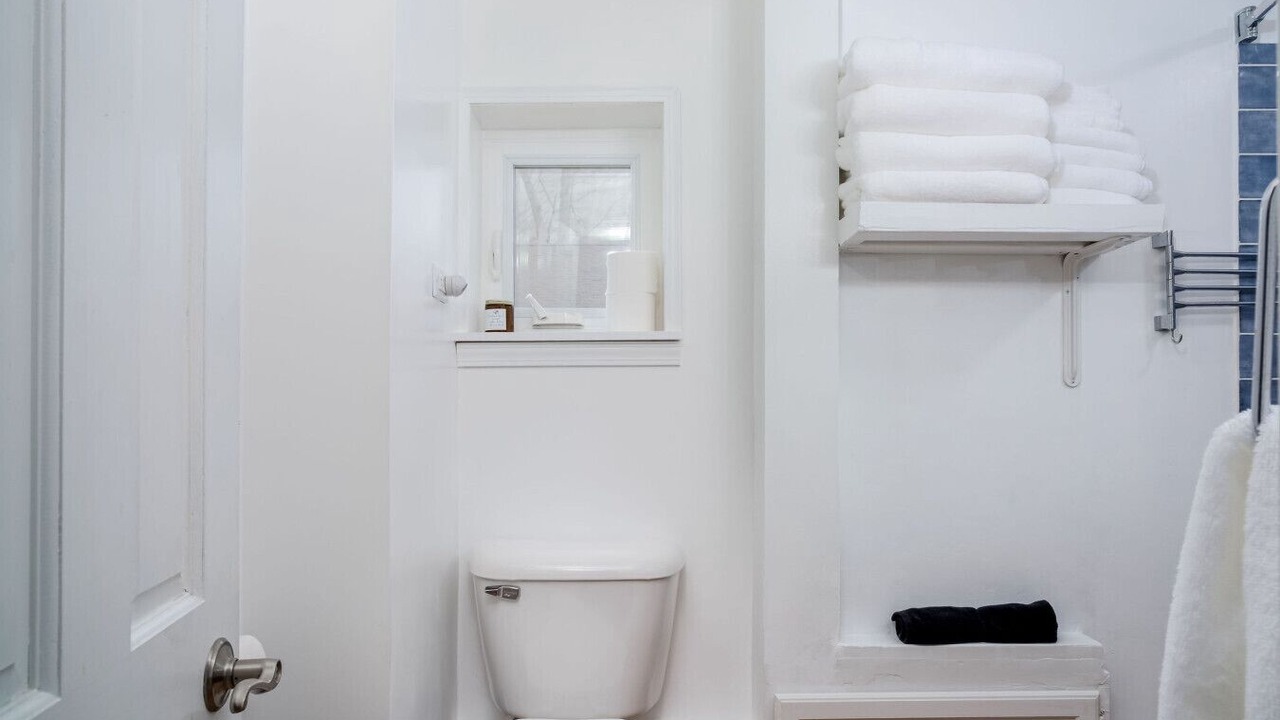Photo of Bathroom in Channel Lake