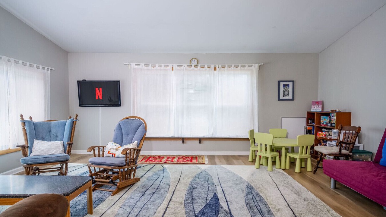 Photo of Bedroom in Channel Lake