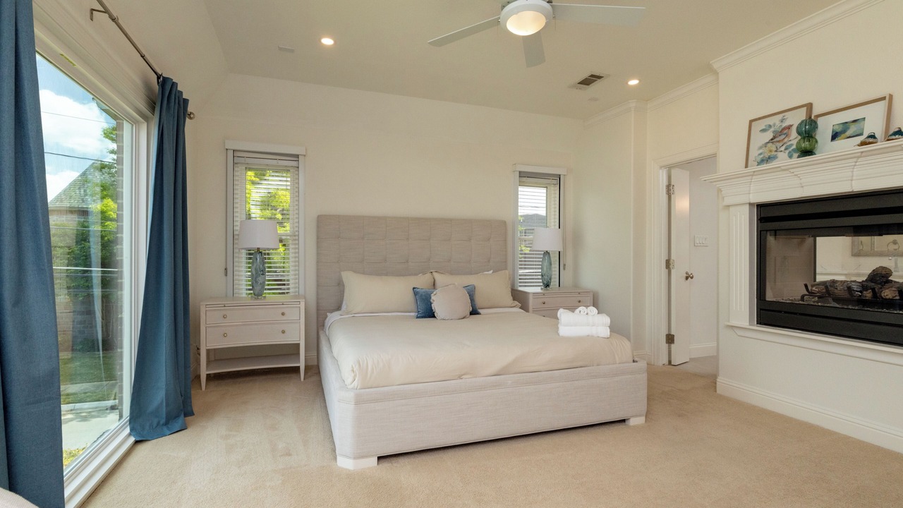 Photo of Livingroom in Knox - Henderson