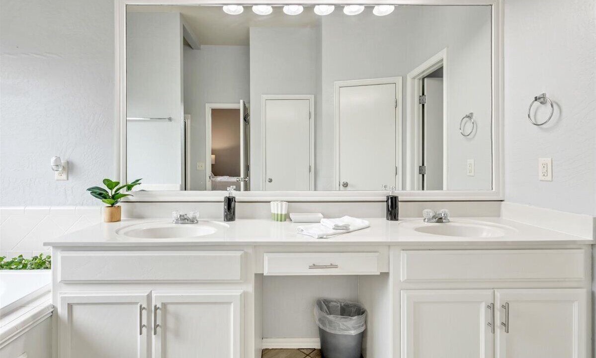 Photo of Bathroom in Moore