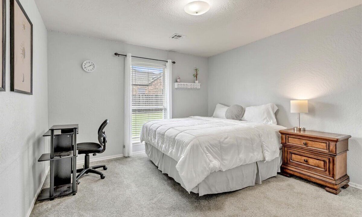 Photo of Bedroom in Moore