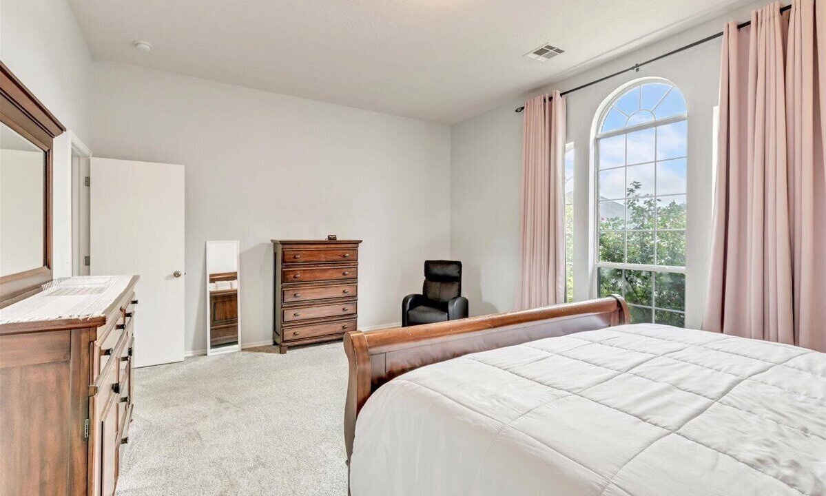 Photo of Bedroom in Moore