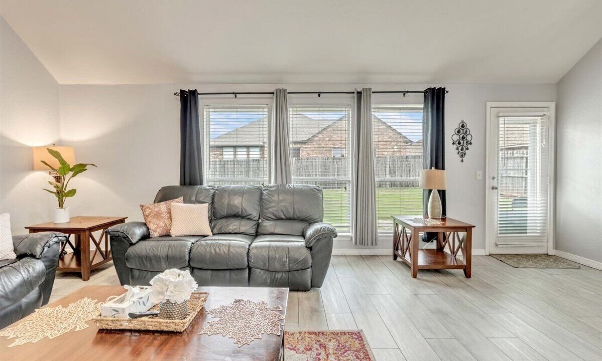 Photo of Livingroom in Moore