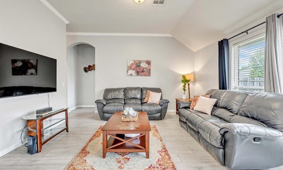 Photo of Livingroom in Moore