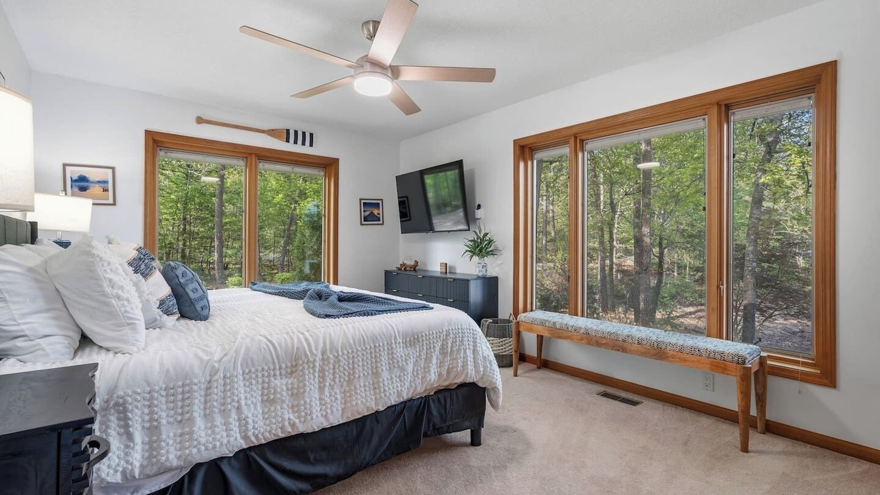Photo of Bedroom in Hot Springs Village