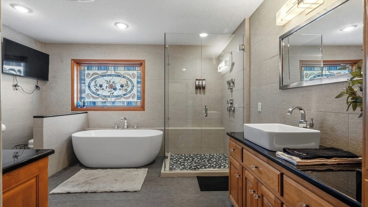 Photo of Bathroom in Hot Springs Village