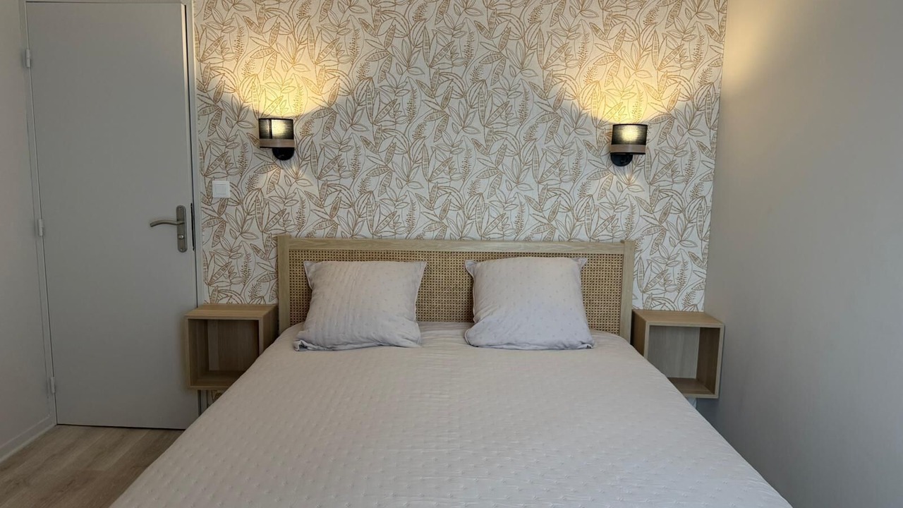 Photo of Bedroom in Evreux