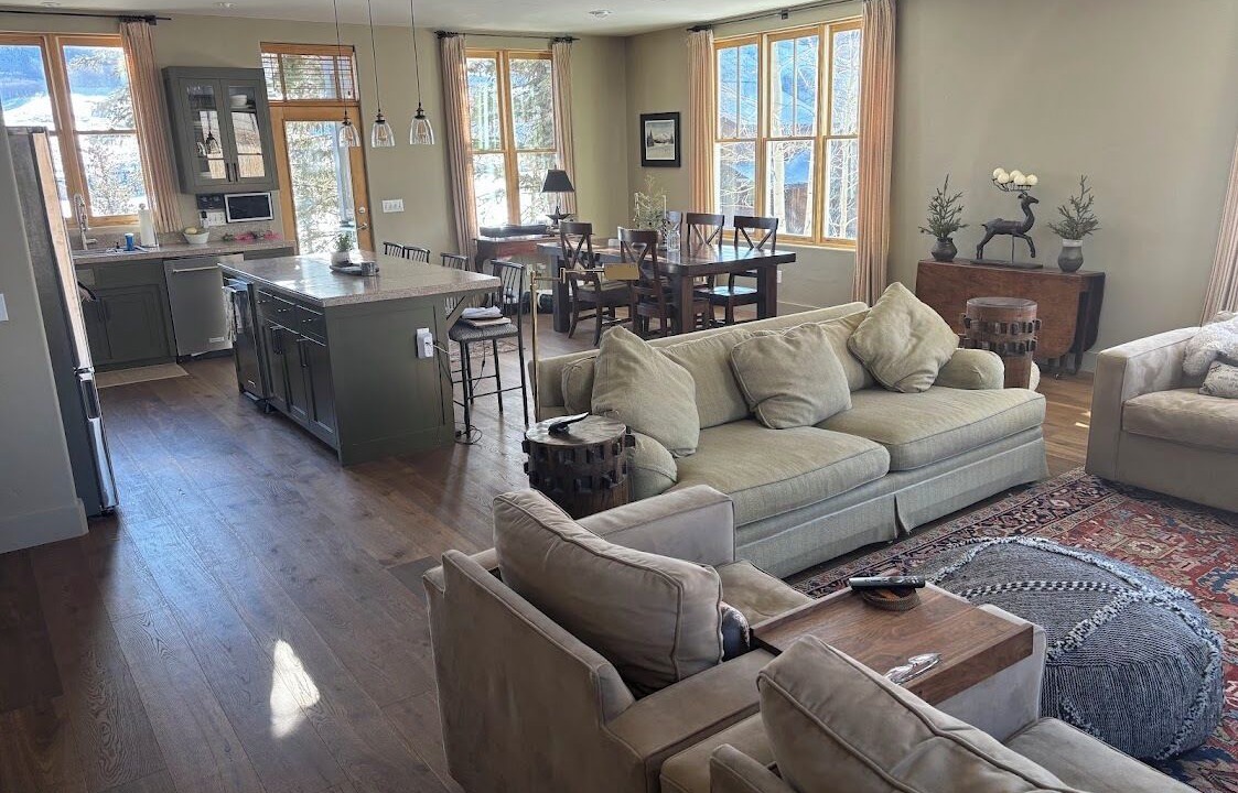Photo of Livingroom in Crested Butte South