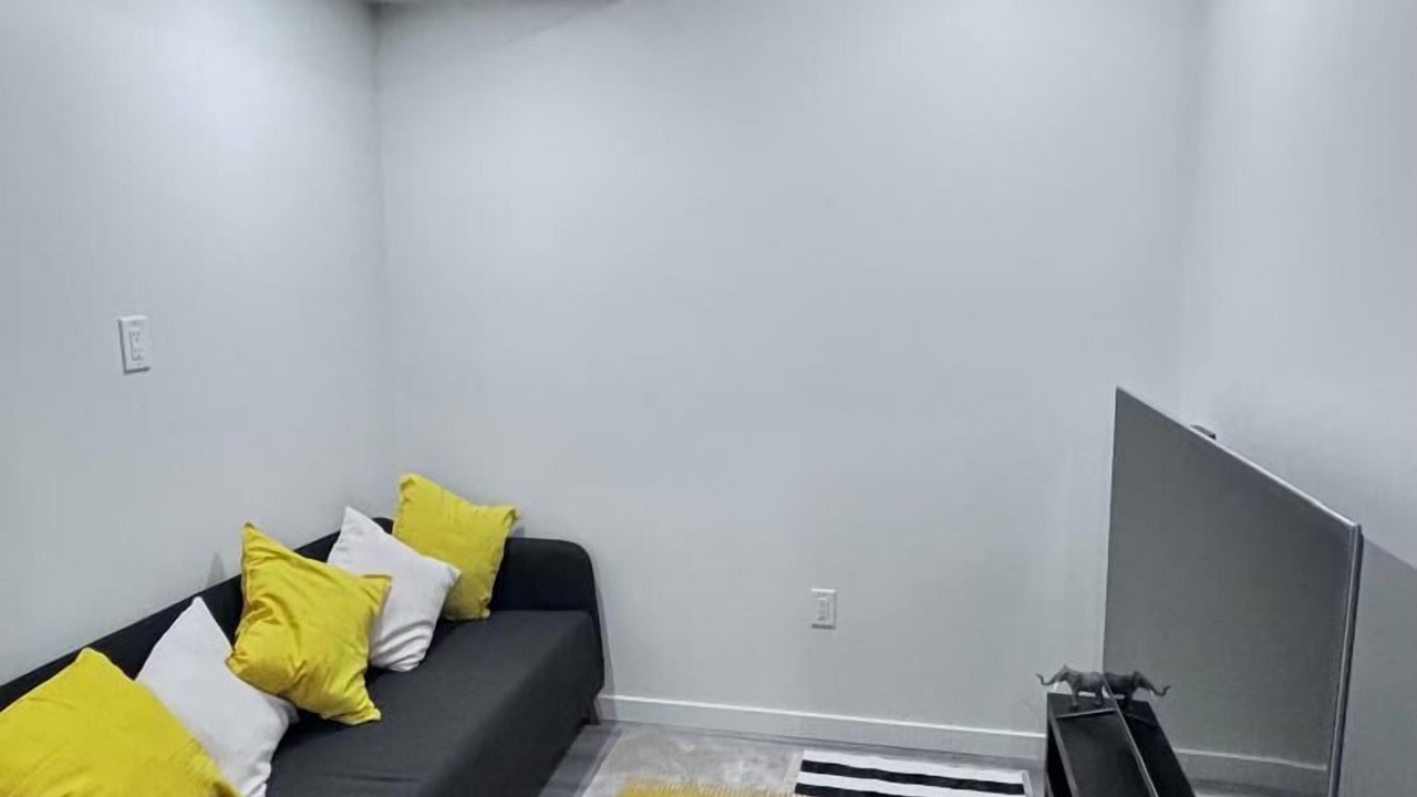 Photo of Livingroom in Fort Gary