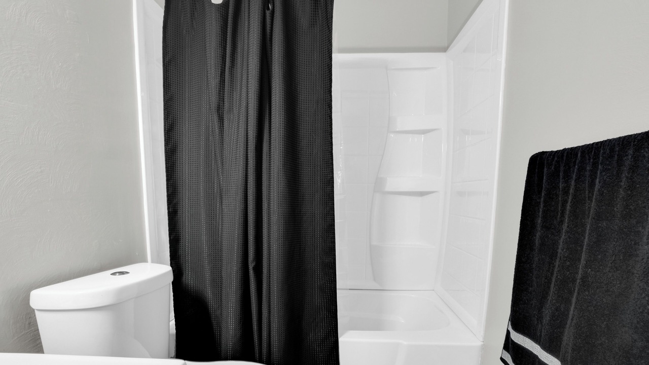 Photo of Bathroom in Gunter Afs