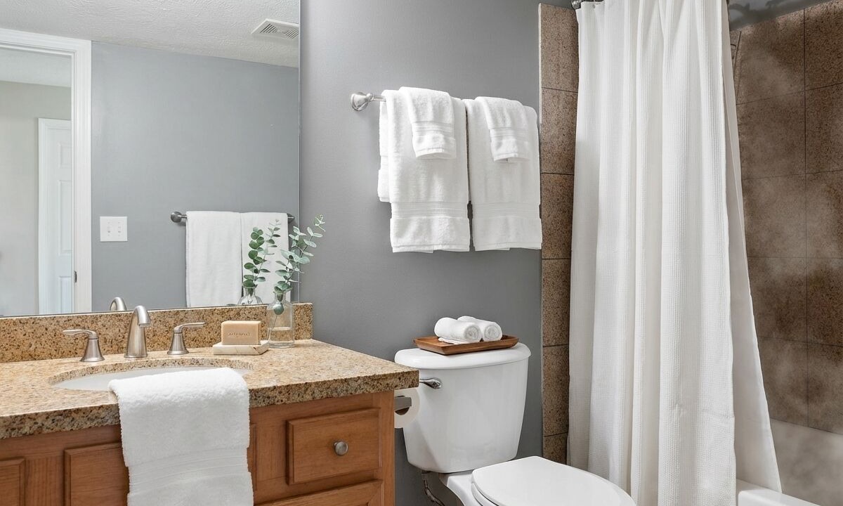 Photo of Bathroom in Ohio City