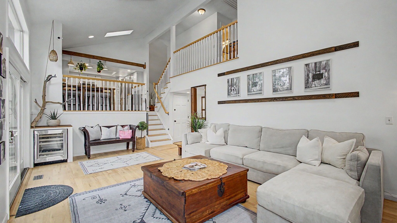 Photo of Livingroom in Littleton