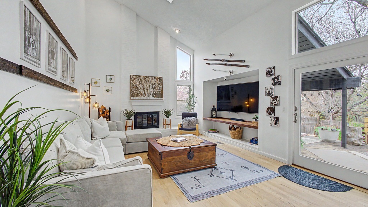 Photo of Livingroom in Littleton