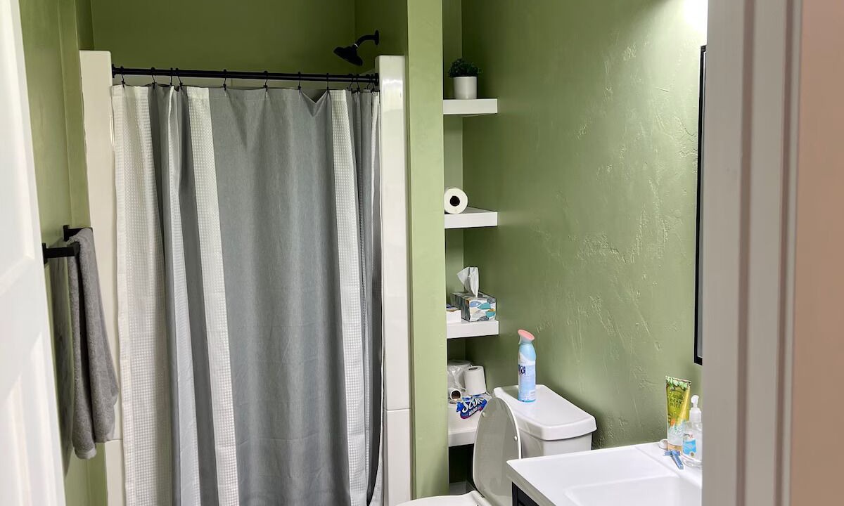 Photo of Bathroom in Butte Des Morts