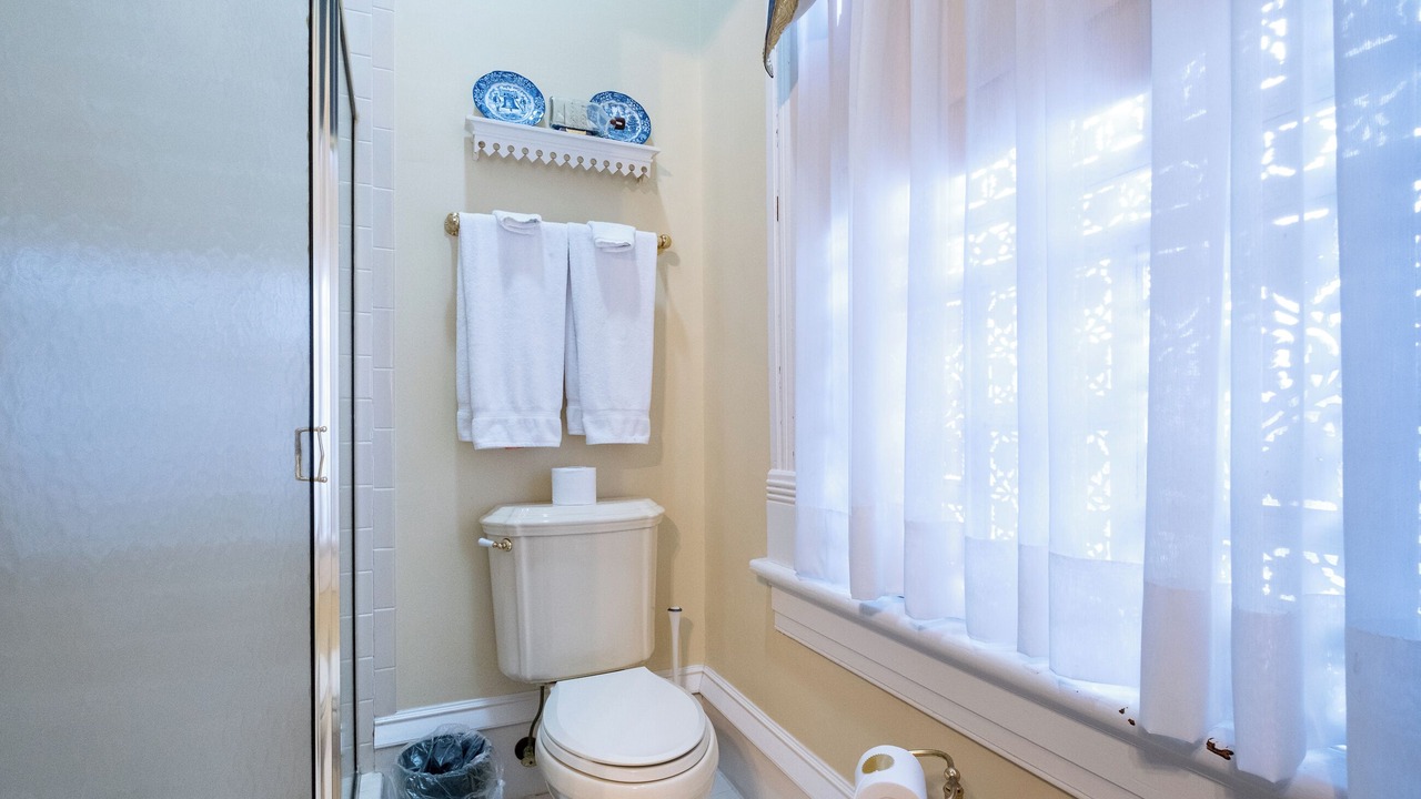 Photo of Bathroom in East of Broadway