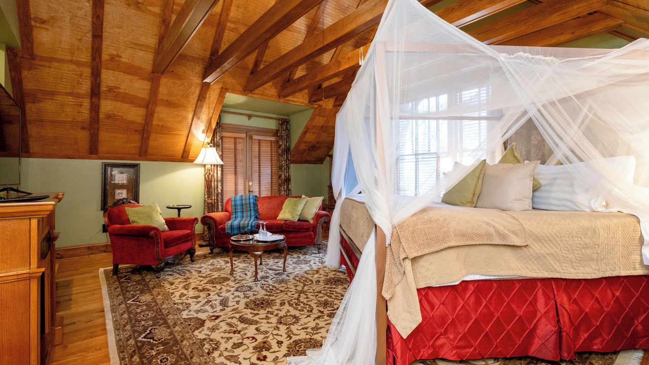 Photo of Bedroom in East of Broadway