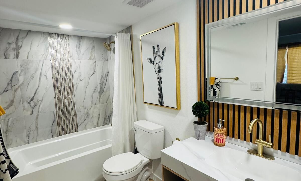 Photo of Bathroom in Aurora