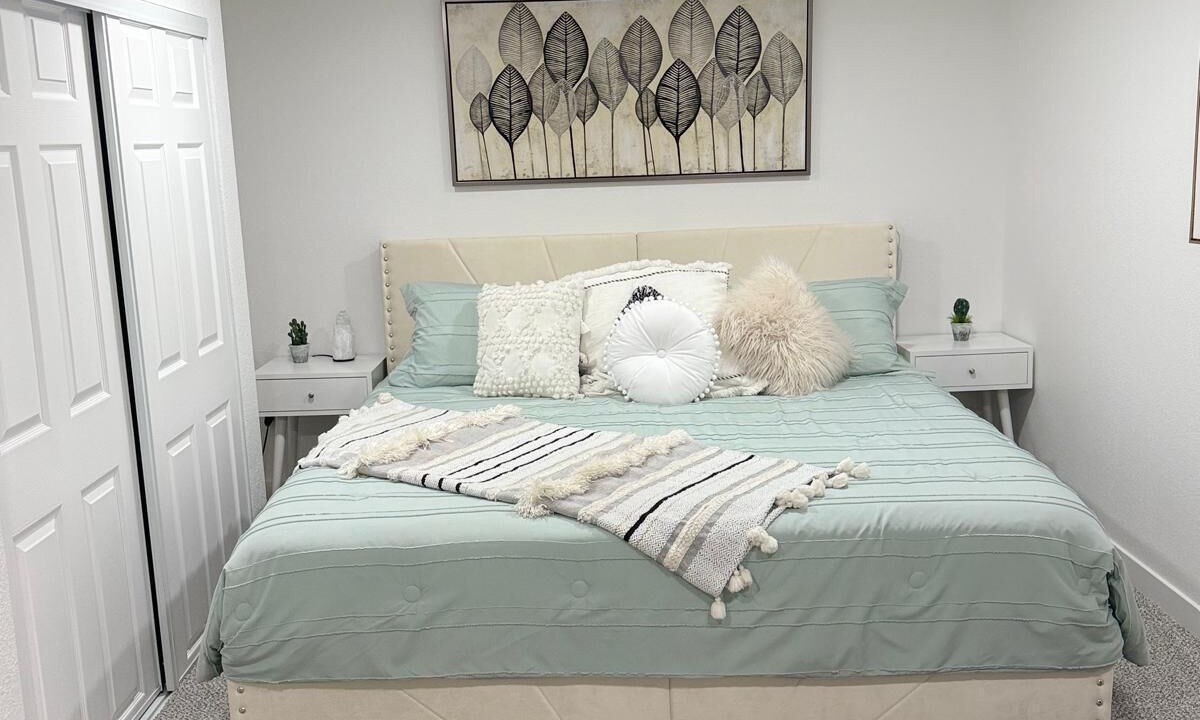 Photo of Bedroom in Aurora