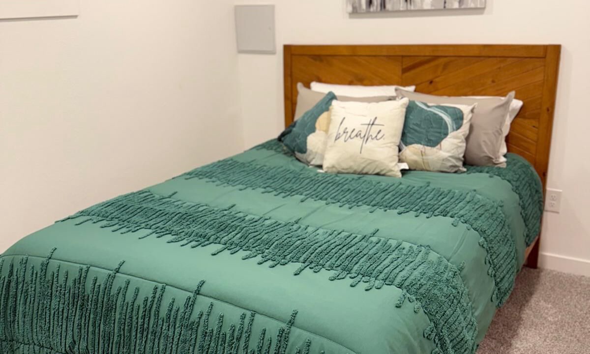 Photo of Bedroom in Aurora