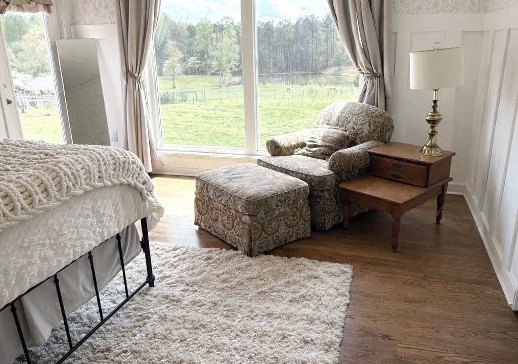 Photo of Bedroom in Dawsonville
