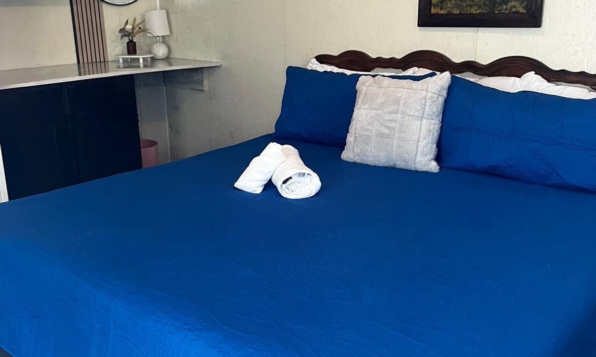 Photo of Bedroom in Sulphur