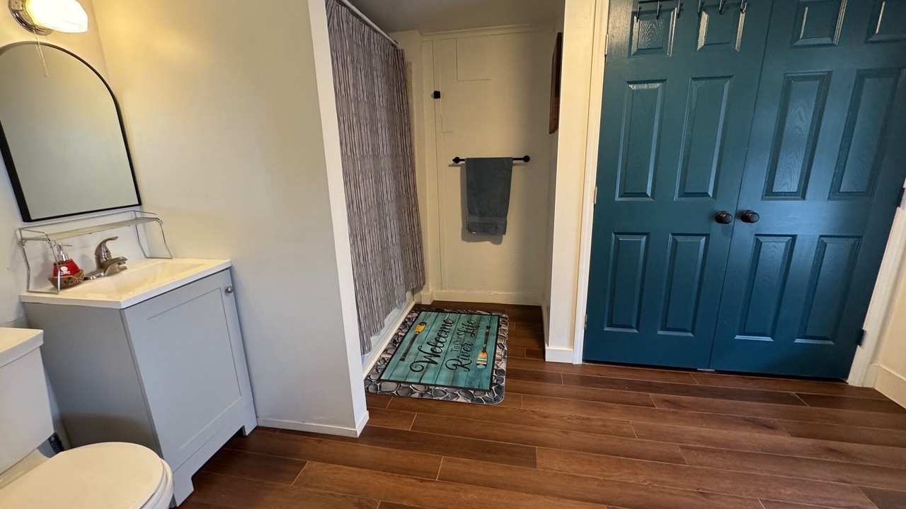 Photo of Bathroom in Oxbow